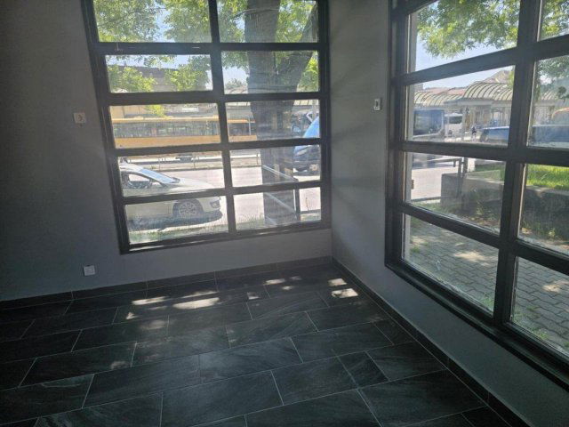 Eladó üzlethelyiség, Salgótarjánban 8 M Ft