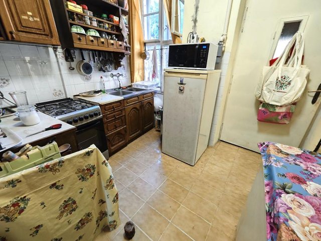 Eladó téglalakás, Budapesten, II. kerületben, Hűvösvölgyi úton