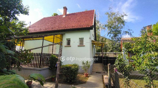 Eladó családi ház, Szentesen 65 M Ft, 2+2 szobás