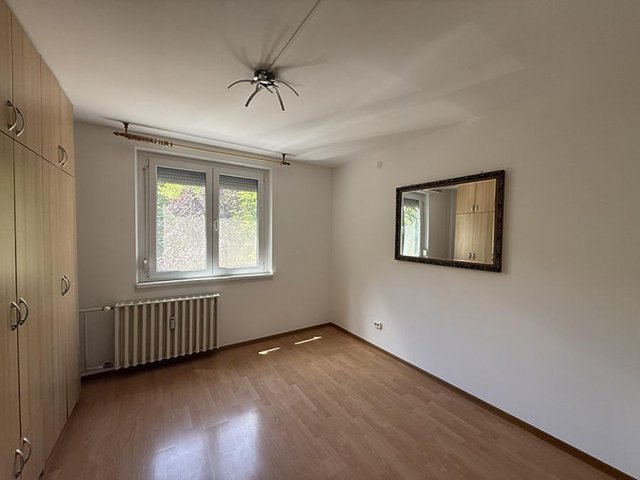Eladó panellakás, Budapesten, III. kerületben 63.49 M Ft