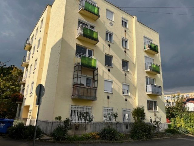 Eladó téglalakás, Miskolcon 17.5 M Ft, 1 szobás