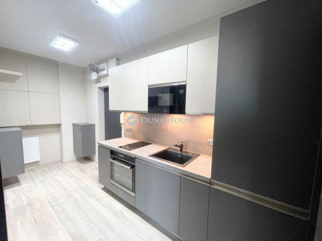 Kiadó téglalakás, albérlet, Győrött 225 E Ft / hó, 2 szobás