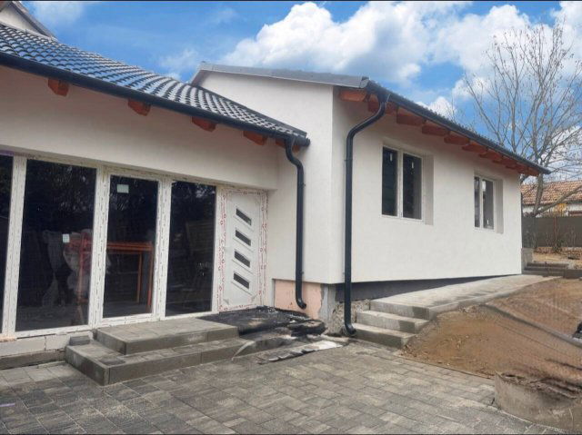 Eladó családi ház, Gödöllőn 104.9 M Ft, 4 szobás