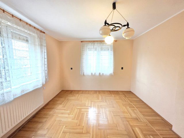 Eladó családi ház, Rácalmáson, Gárdonyi Géza utcában 75 M Ft