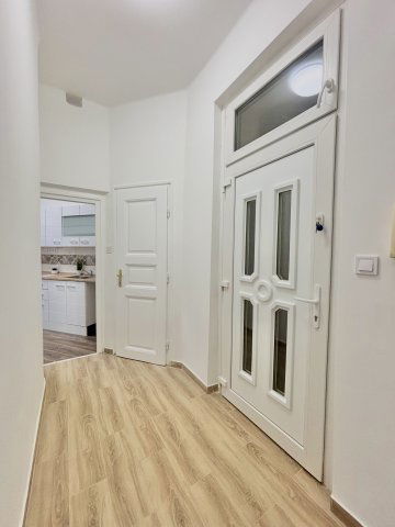 Eladó téglalakás, Budapesten, IX. kerületben 67.4 M Ft