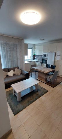 Kiadó téglalakás, albérlet, Debrecenben, Rákóczi utcában