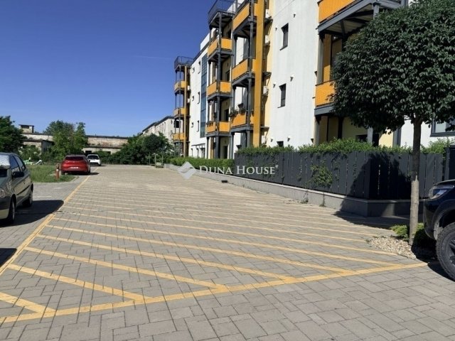 Eladó téglalakás, Kecskeméten 52.9 M Ft, 2 szobás