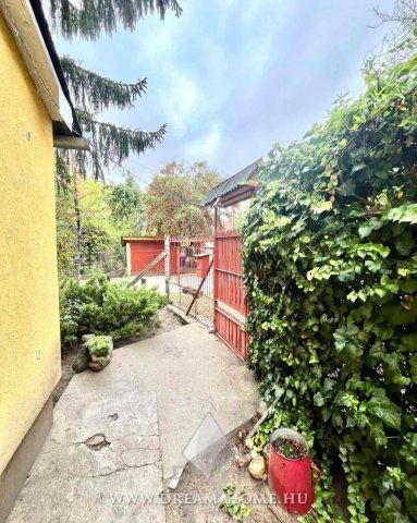 Eladó családi ház, Kecskeméten 19.9 M Ft, 1 szobás