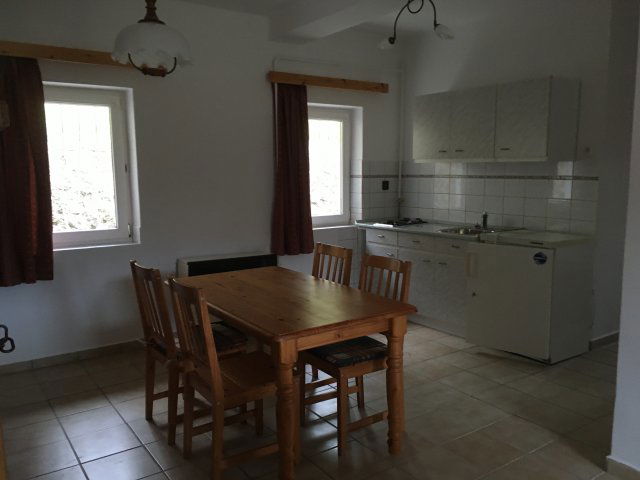 Kiadó téglalakás, albérlet, Zalacsányon 100 E Ft / hó
