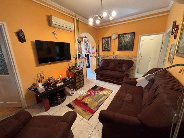 Eladó családi ház, Ongán 58.9 M Ft, 4 szobás