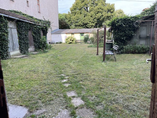 Eladó téglalakás, Sopronban 44.9 M Ft, 2 szobás