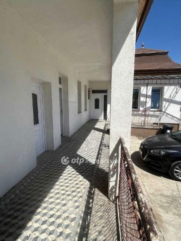 Eladó családi ház, Galgahévízen 120 M Ft, 4 szobás