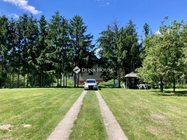 Eladó családi ház, Érden 179 M Ft, 6 szobás