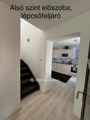 Eladó családi ház, Cserkúton 63 M Ft, 4 szobás