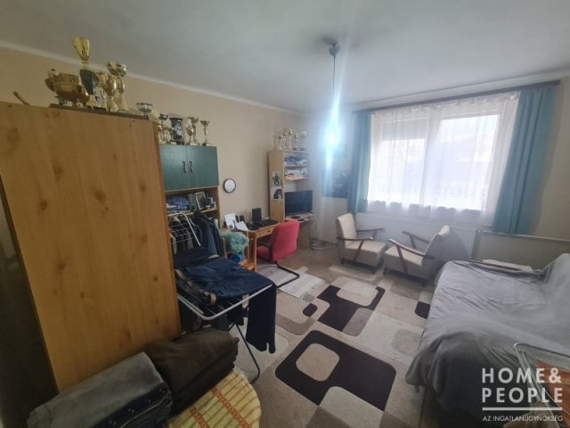 Eladó családi ház, Hódmezővásárhelyen 58 M Ft, 3 szobás