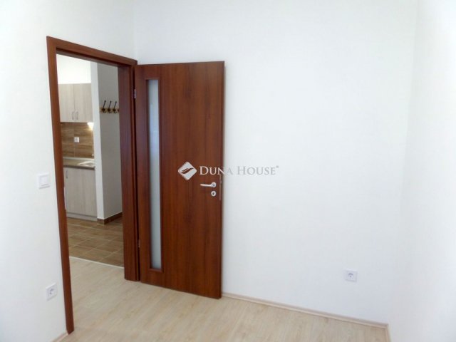 Kiadó téglalakás, albérlet, Nyíregyházán 120 E Ft / hó