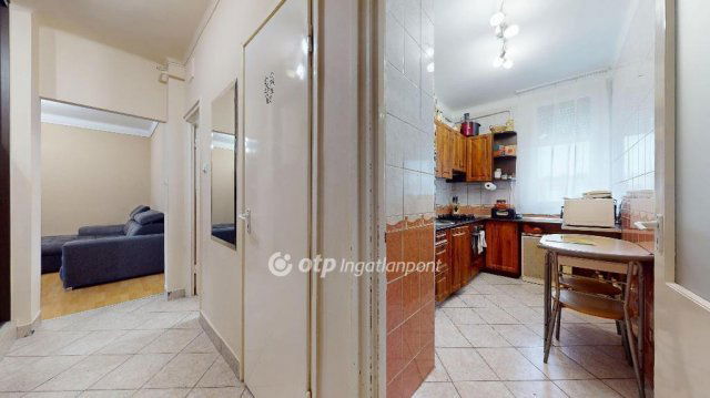 Eladó panellakás, Miskolcon 27.9 M Ft, 2 szobás