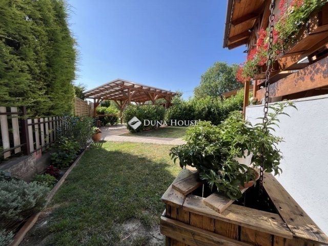Eladó családi ház, Balatonfűzfőn 119.9 M Ft, 4 szobás