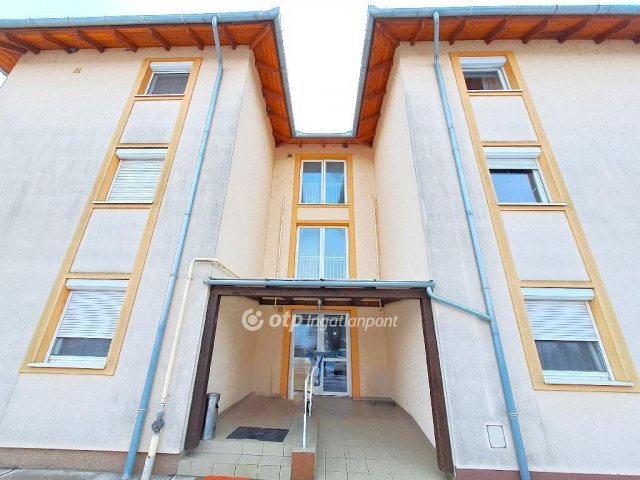 Eladó téglalakás, Albertirsán 56.45 M Ft, 3 szobás