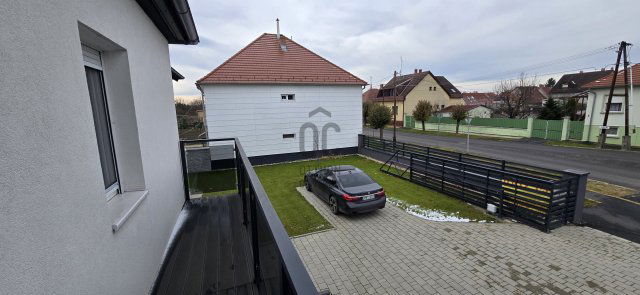 Eladó téglalakás, Szombathelyen 66.5 M Ft, 2 szobás