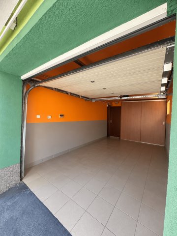 Eladó téglalakás, Komlón 94 M Ft, 5 szobás