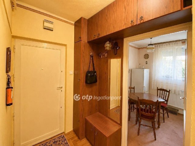 Eladó téglalakás, Budapesten, X. kerületben 54 M Ft, 1 szobás