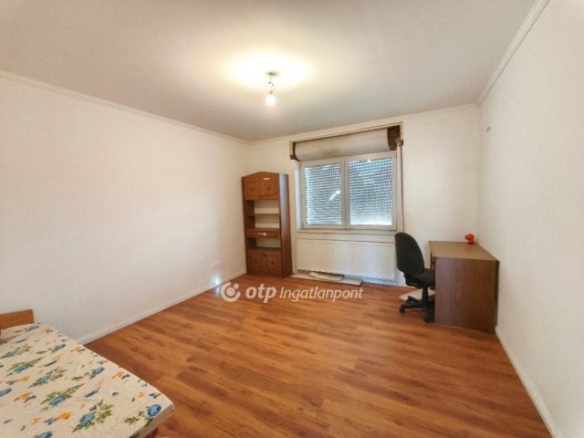 Eladó családi ház, Dunaharasztin 90 M Ft, 3 szobás