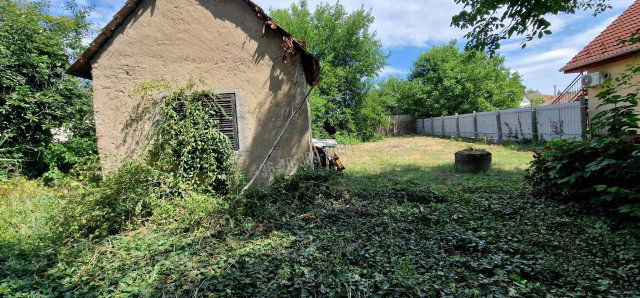 Eladó telek, Csörögön, Szabadság utcában 13.5 M Ft