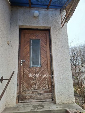 Eladó családi ház, Hajdúböszörményen 42 M Ft, 2 szobás