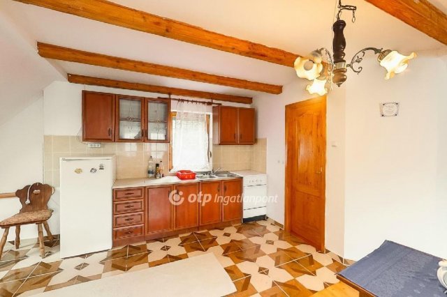 Eladó családi ház, Bükkszéken 52.9 M Ft, 5 szobás