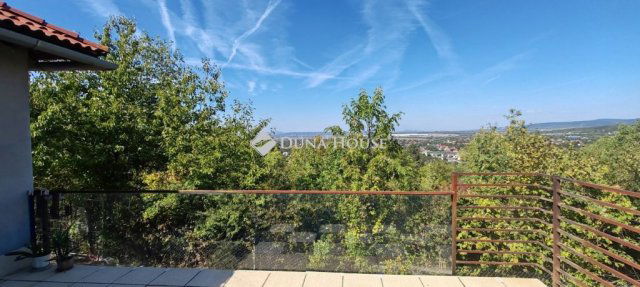 Eladó családi ház, Biatorbágyon 106 M Ft, 2 szobás