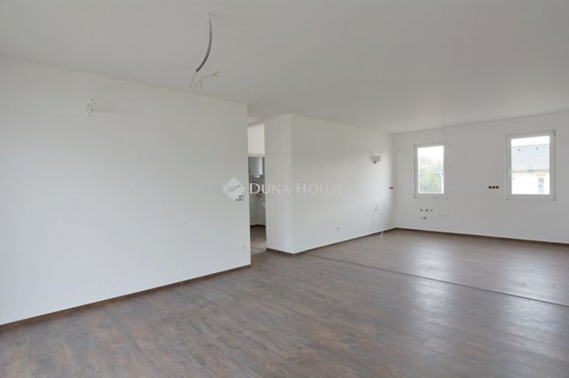 Eladó családi ház, Kecskeméten 86.9 M Ft, 4 szobás
