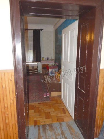 Eladó családi ház, Tapolcán 63 M Ft, 3 szobás