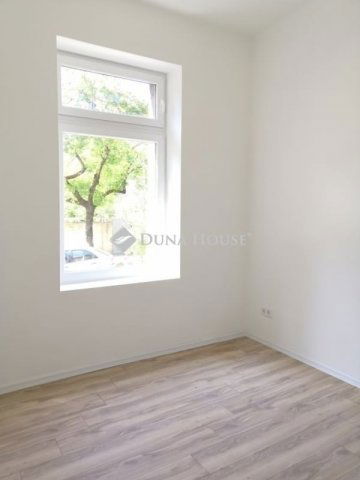 Eladó téglalakás, Budapesten, XIII. kerületben 58.49 M Ft