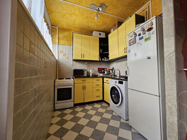 Eladó téglalakás, Budapesten, XX. kerületben, Pacsirta utcában