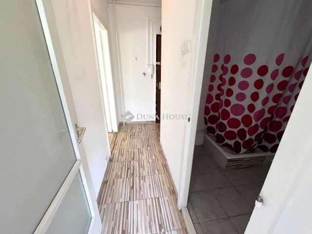 Eladó panellakás, Budapesten, XXI. kerületben 42.5 M Ft, 1 szobás