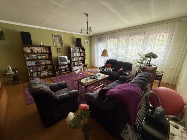 Eladó sorház, Nyíregyházán 81 M Ft, 3+3 szobás