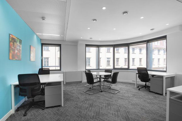 Kiadó iroda, Budapesten, V. kerületben, Kálmán Imre utcában