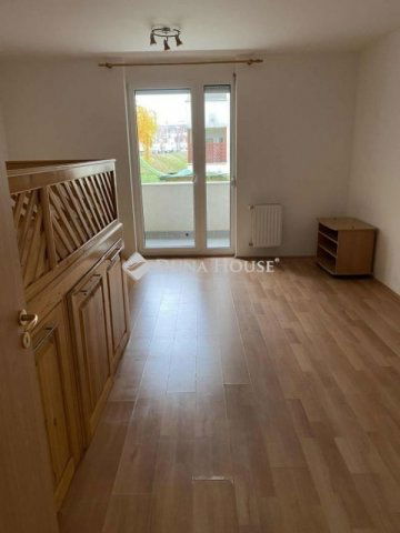 Eladó téglalakás, Veszprémben 52.5 M Ft, 1 szobás