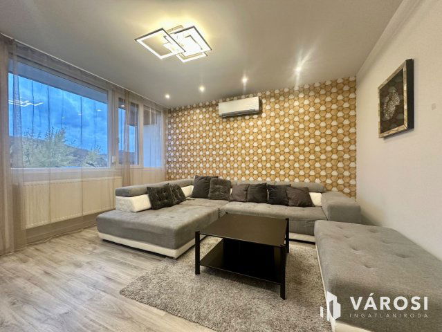 Kiadó panellakás, albérlet, Salgótarjánban 165 E Ft / hó