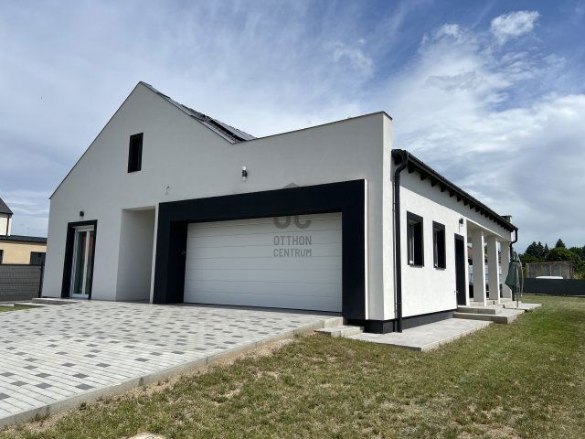 Eladó családi ház, Balatongyörökön 221.507 M Ft, 4 szobás