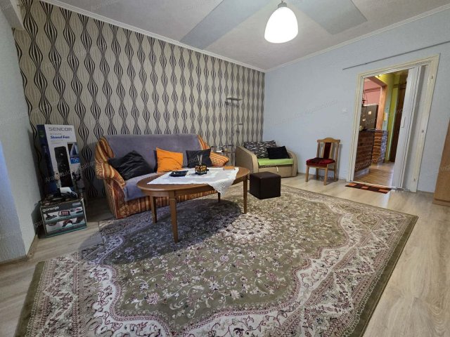 Eladó téglalakás, Gyulán 35.99 M Ft, 1+1 szobás