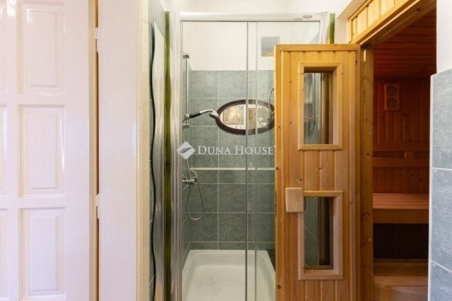 Eladó családi ház, Budapesten, XVIII. kerületben 124.99 M Ft