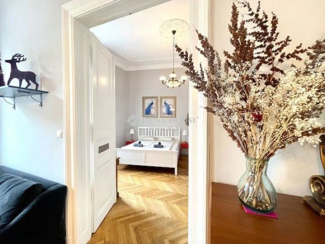 Eladó téglalakás, Budapesten, I. kerületben 228.6 M Ft, 3 szobás