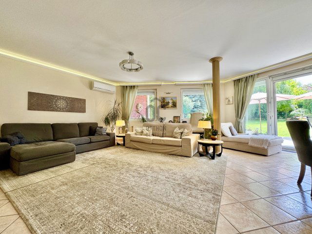 Eladó családi ház, Budapesten, XVI. kerületben 225.5 M Ft