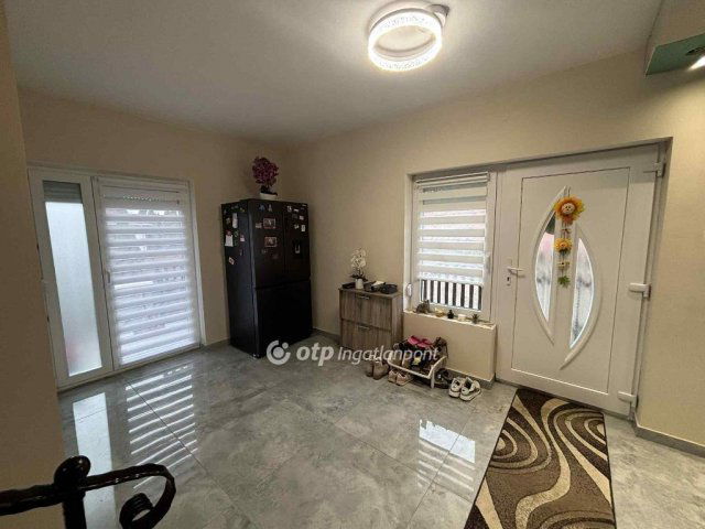 Eladó családi ház, Encsen 49.99 M Ft, 3 szobás