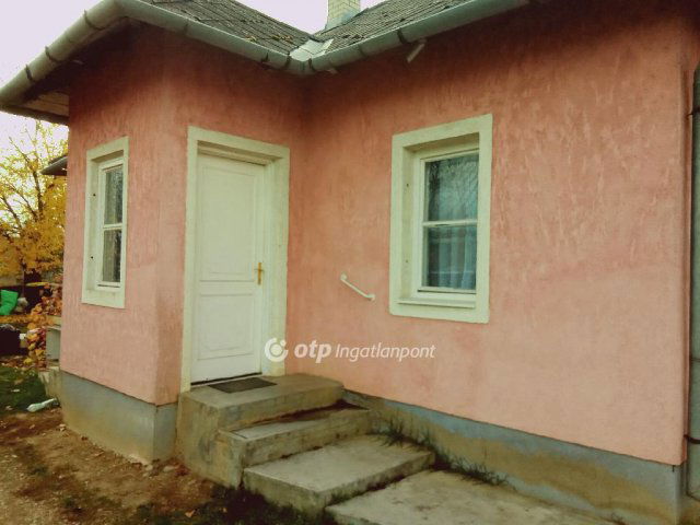 Eladó családi ház, Fehérgyarmaton 26 M Ft, 2 szobás
