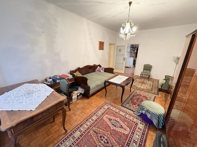 Eladó téglalakás, Budapesten, IX. kerületben, Lobogó utcában