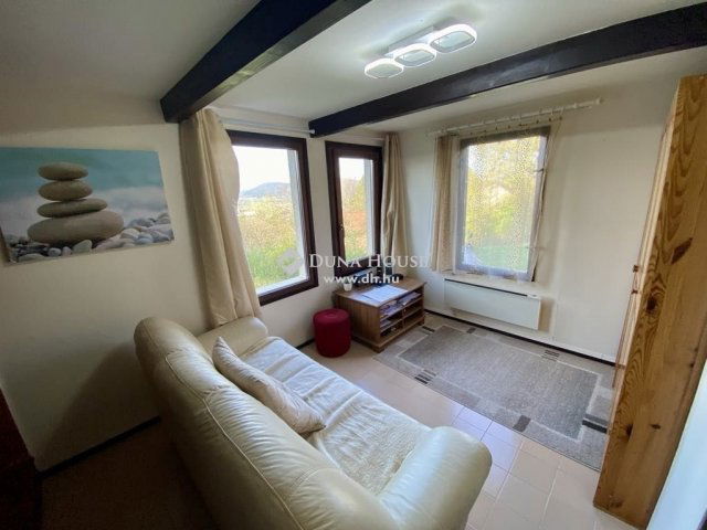 Eladó családi ház, Solymáron 79.9 M Ft, 2 szobás