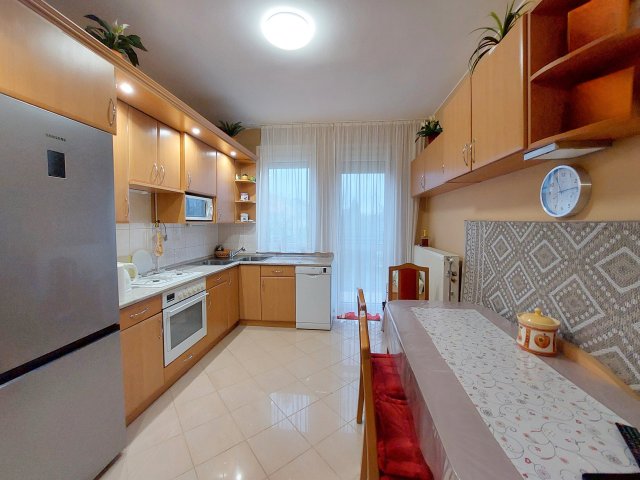 Eladó téglalakás, Szegeden, Puskás utcában 64.9 M Ft